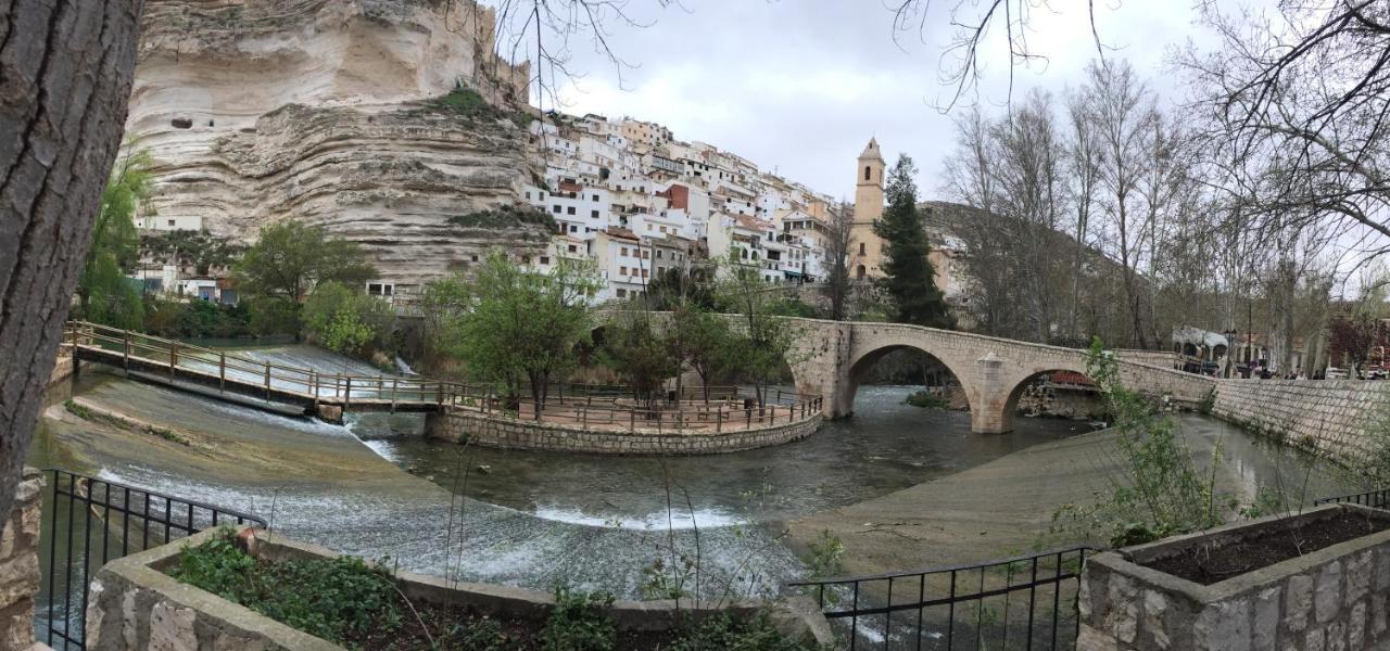 דירות אלקלה דל חוקאר La Cueva Delola מראה חיצוני תמונה